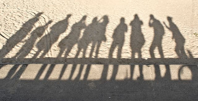 Don’t Like AA? 6 Community Alternatives to 12 Steps Groups
