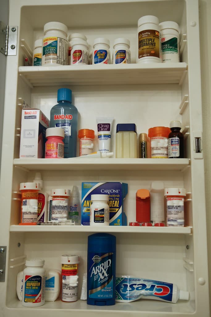 The Dangers of the Family Medicine Cabinet! Lawmakers Enlist Pharmacists to Fight Against Prescription Drug Diversion