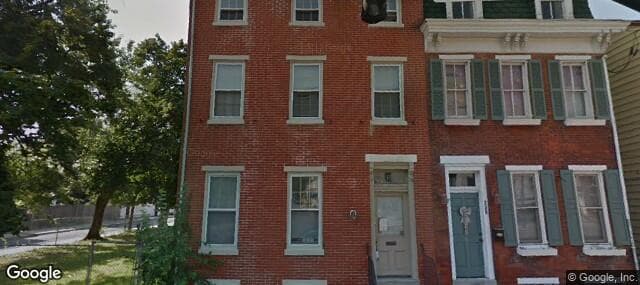Oxford House - East Broad St.