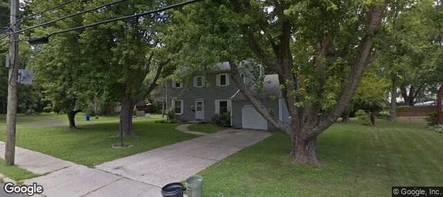 Oxford House - North Shore