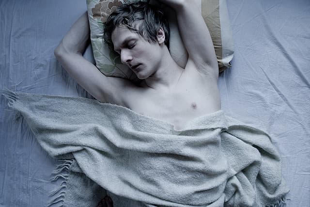 Research: How Alcohol Affects Sleep (It Doesn’t Help)